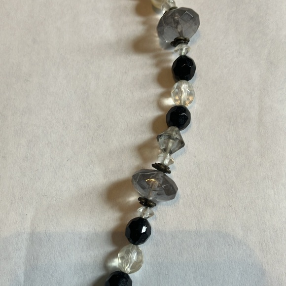 Black and Grey Necklace Lot - 2 Necklaces - Picture 4 of 10